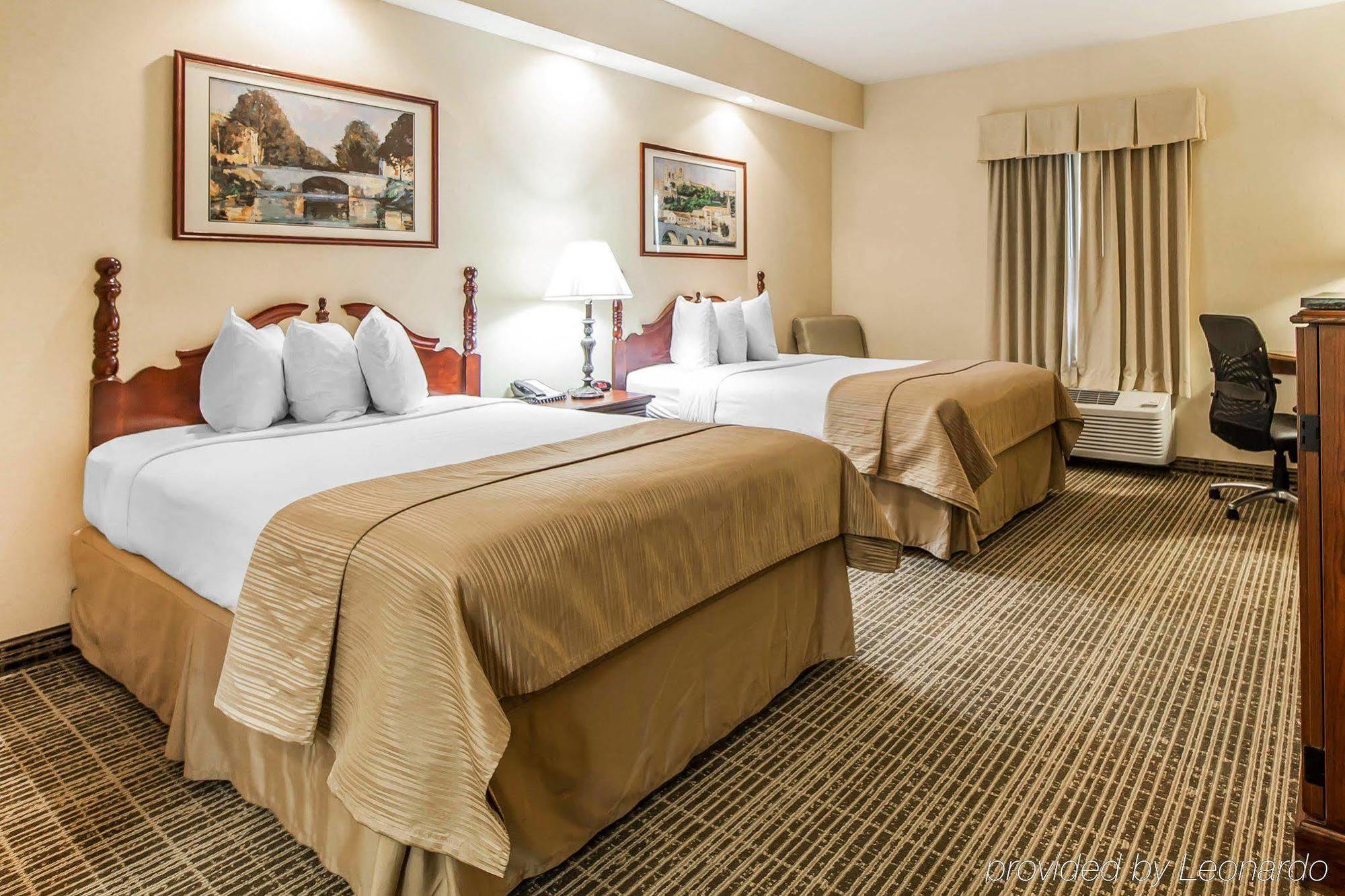 Quality South Hotel